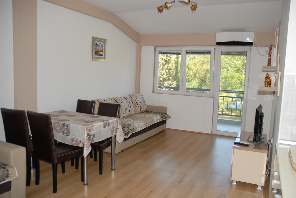 Apartments Villa Zora Dojran Rum bild
