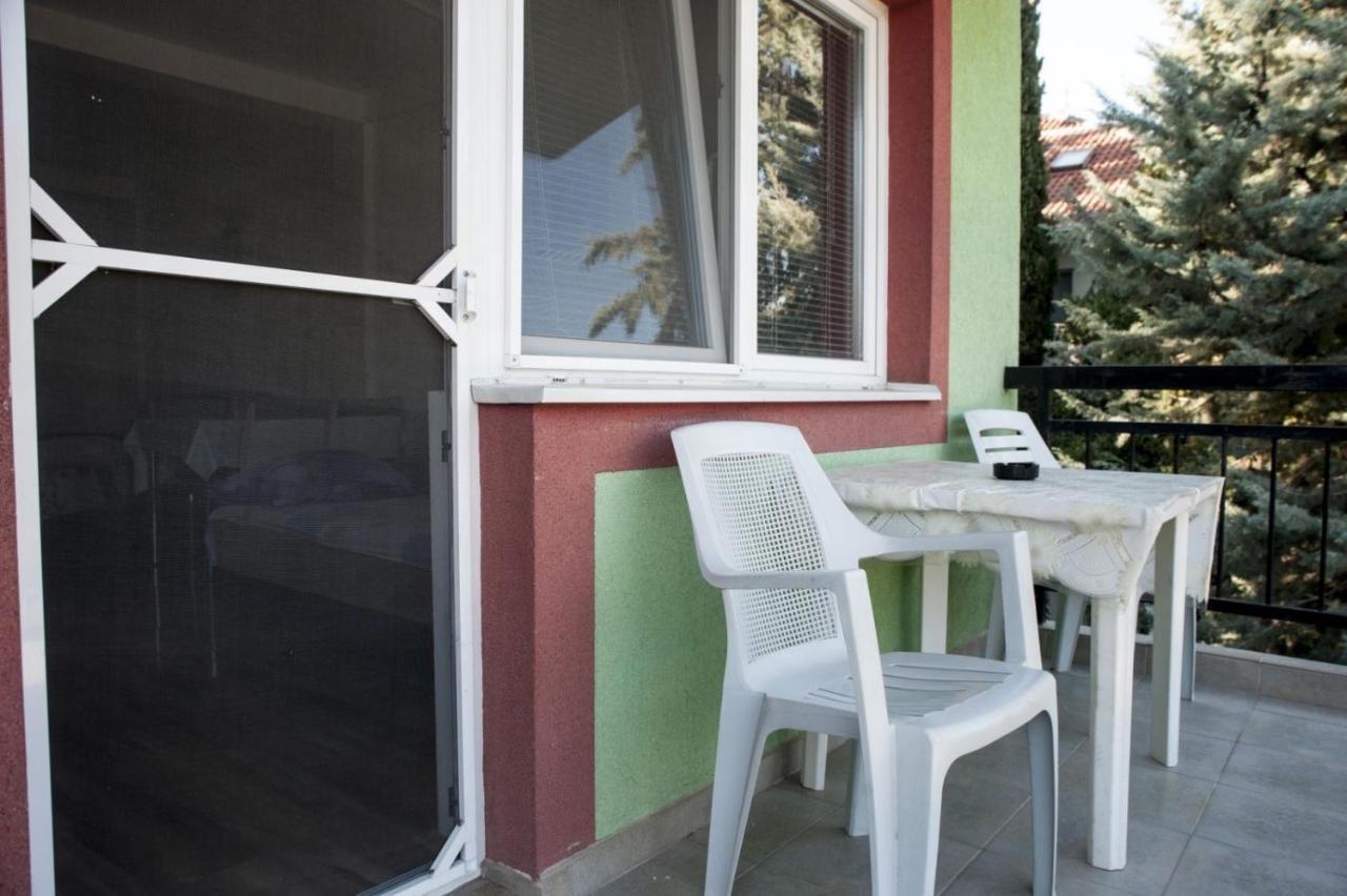 Apartments Villa Zora Dojran Exteriör bild