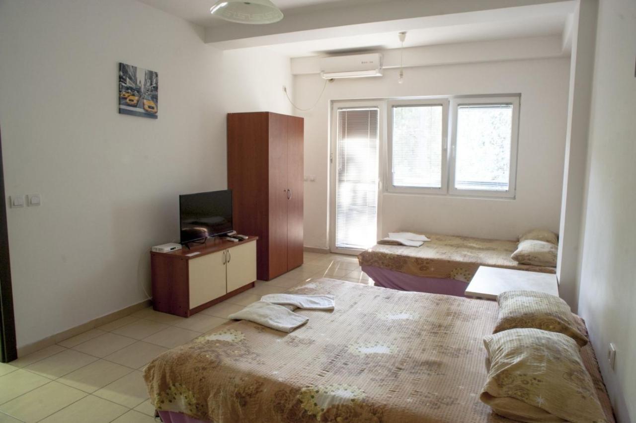 Apartments Villa Zora Dojran Exteriör bild
